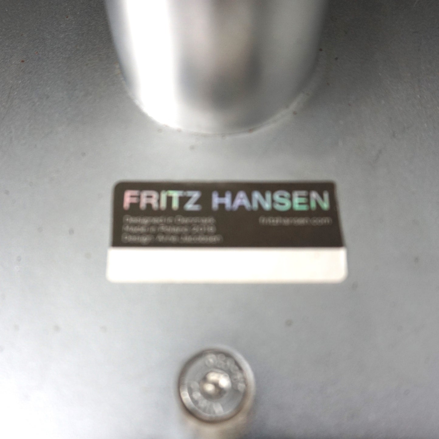 Fritz Hansen Swan Chair Design Stoel | Zwart Leer | Nieuw gestoffeerd