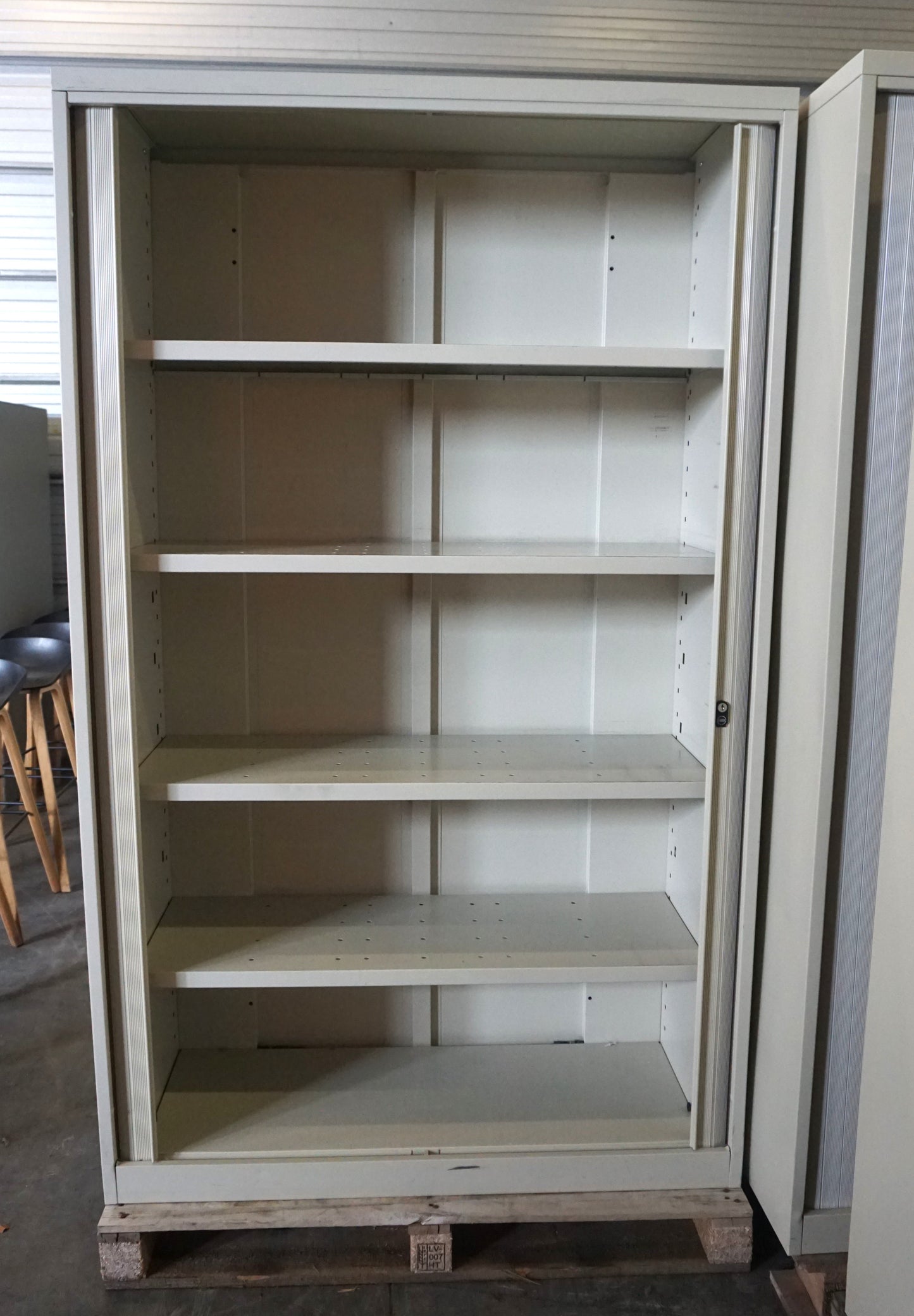 Drentea Roldeurkast | Archiefkast | 197 x 120 x 45 cm | Creme Wit