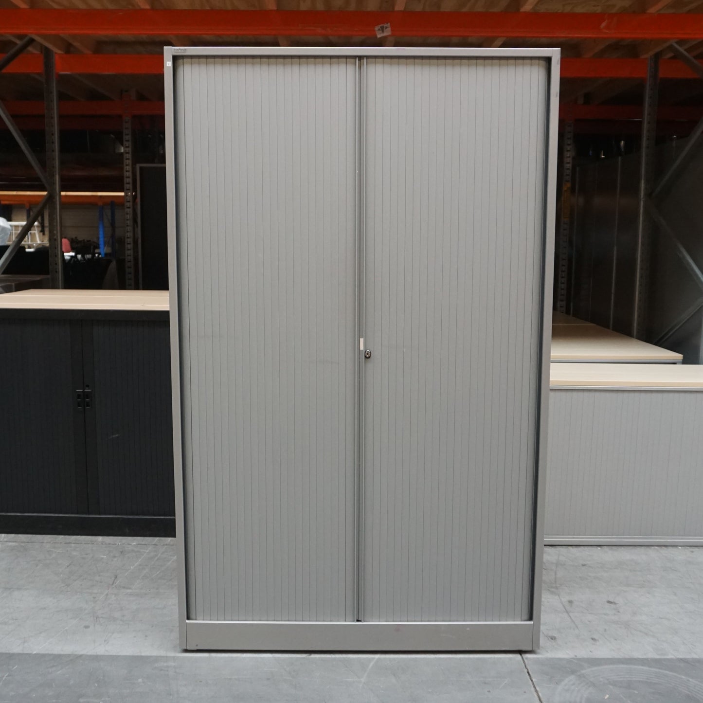 Ahrend Roldeurkast | Archiefkast | 195 x 120 x 45 cm | Zilvergrijs