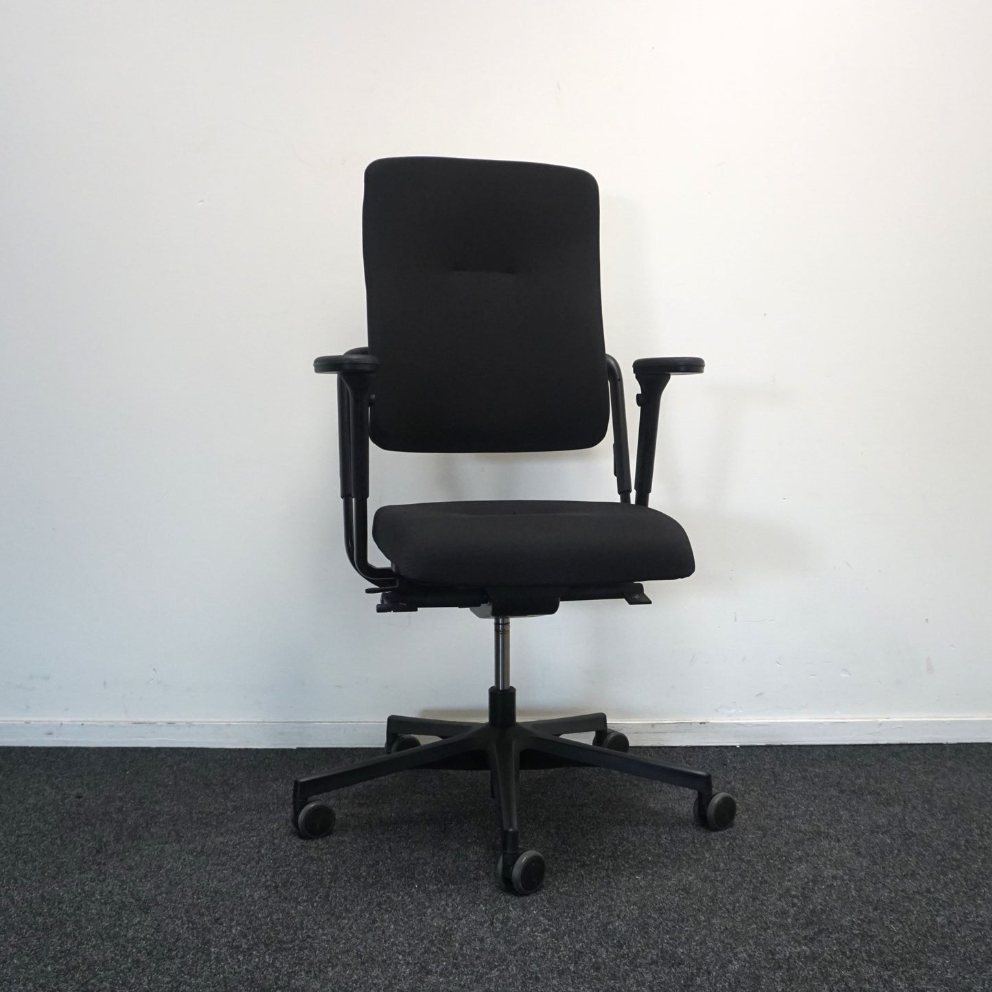 NowyStyl Xenium Bureaustoel | Zwart