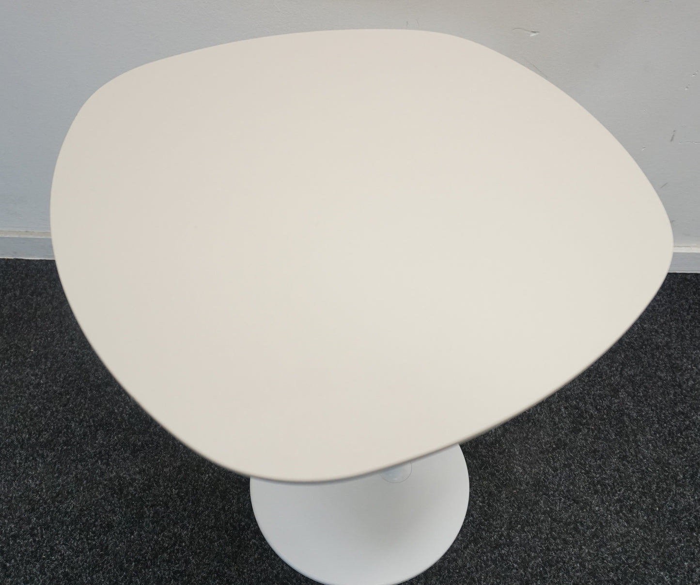 Moroso Bloomy Design Bijzettafel | Beige | 45 x 43 cm
