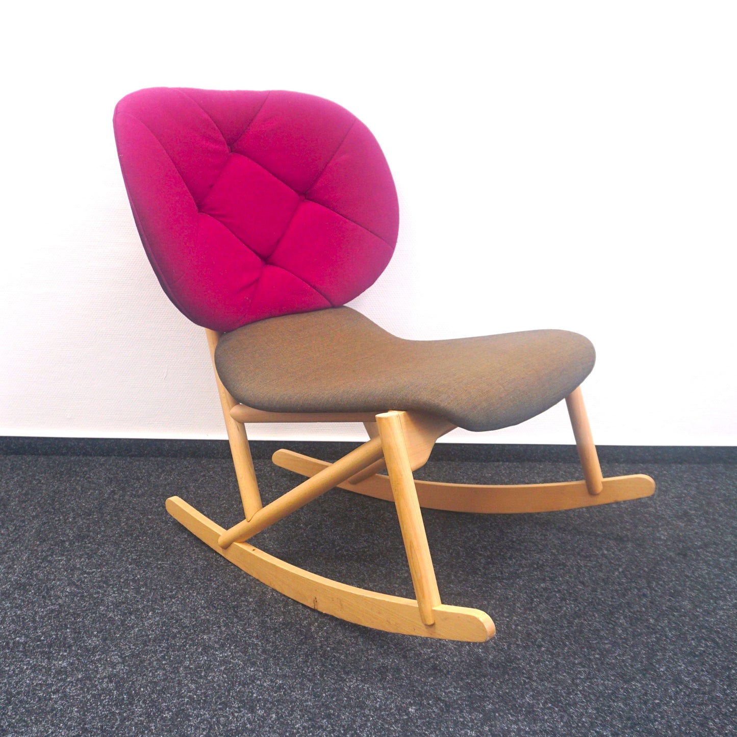 Moroso Klara Schommelstoel | Design Fauteuil | Roze / Bruin