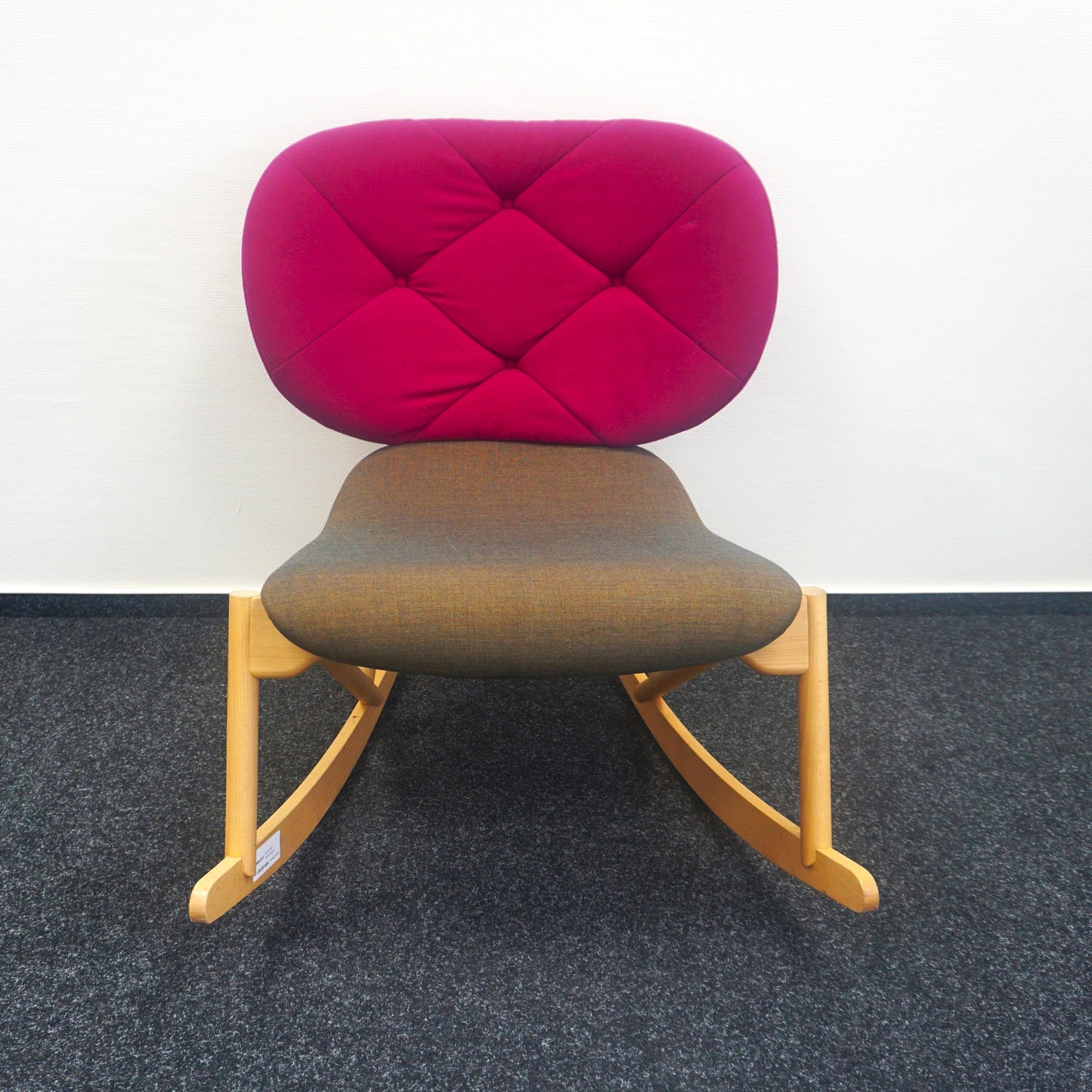 Moroso Klara Schommelstoel | Design Fauteuil | Roze / Bruin