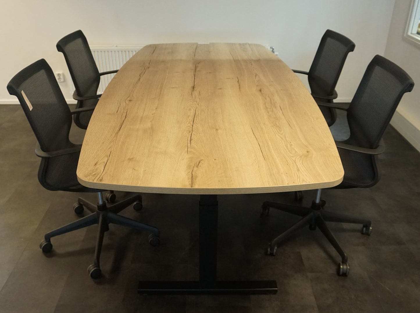 Vergadertafel Tube | Bureau | 220 x 110 cm | Hoogte verstelbaar 62 - 85 cm