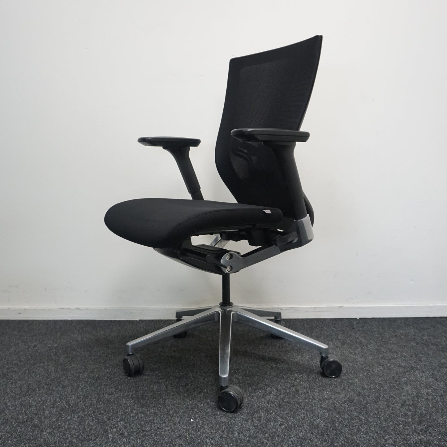 Sidiz T50 Bureaustoel | Zwart | Netweave | Lendensteun