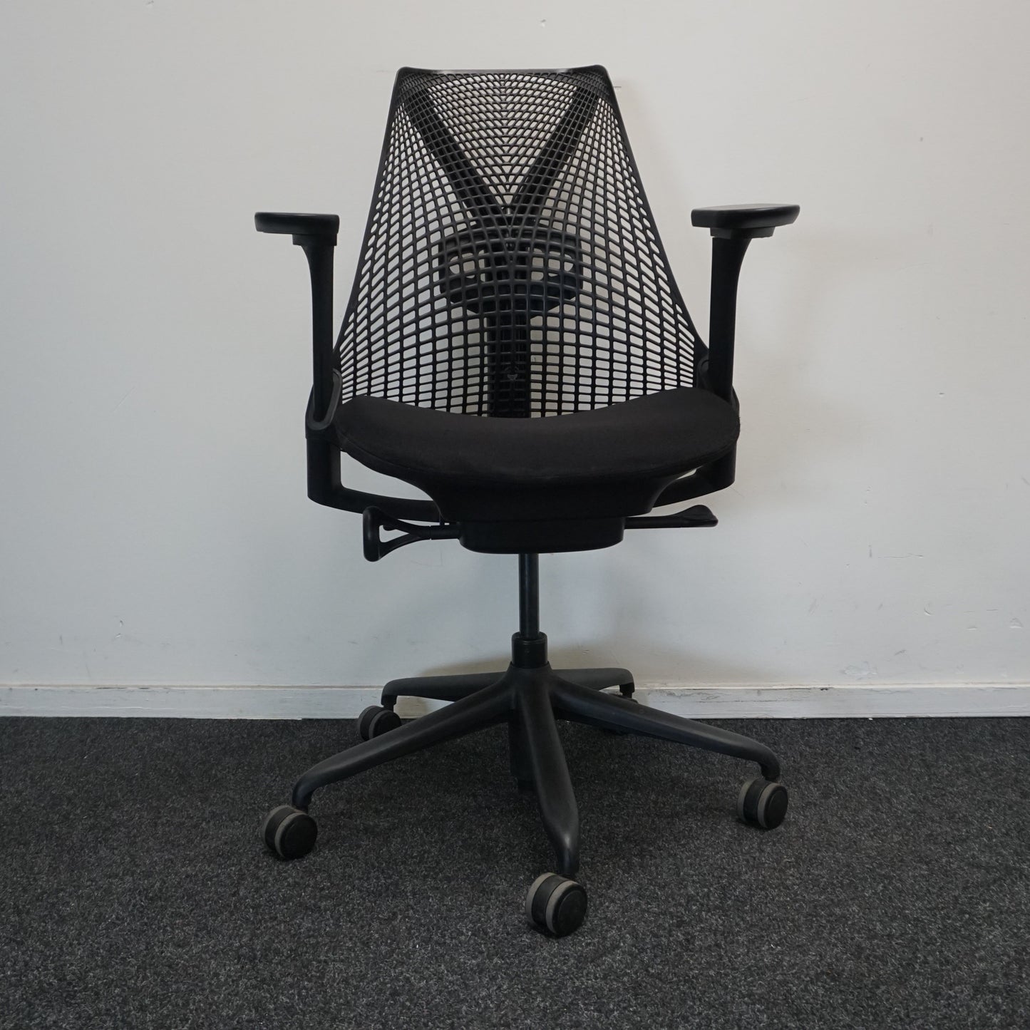 Herman Miller Sayl Bureaustoel | Ergonomisch | Zwart / Zwart