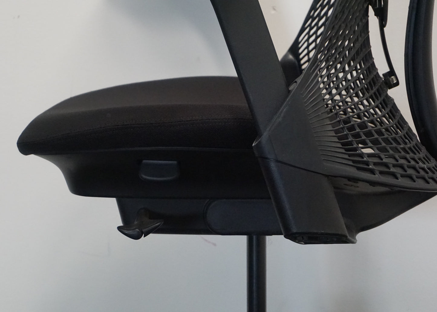 Herman Miller Sayl Bureaustoel | Ergonomisch | Zwart / Zwart