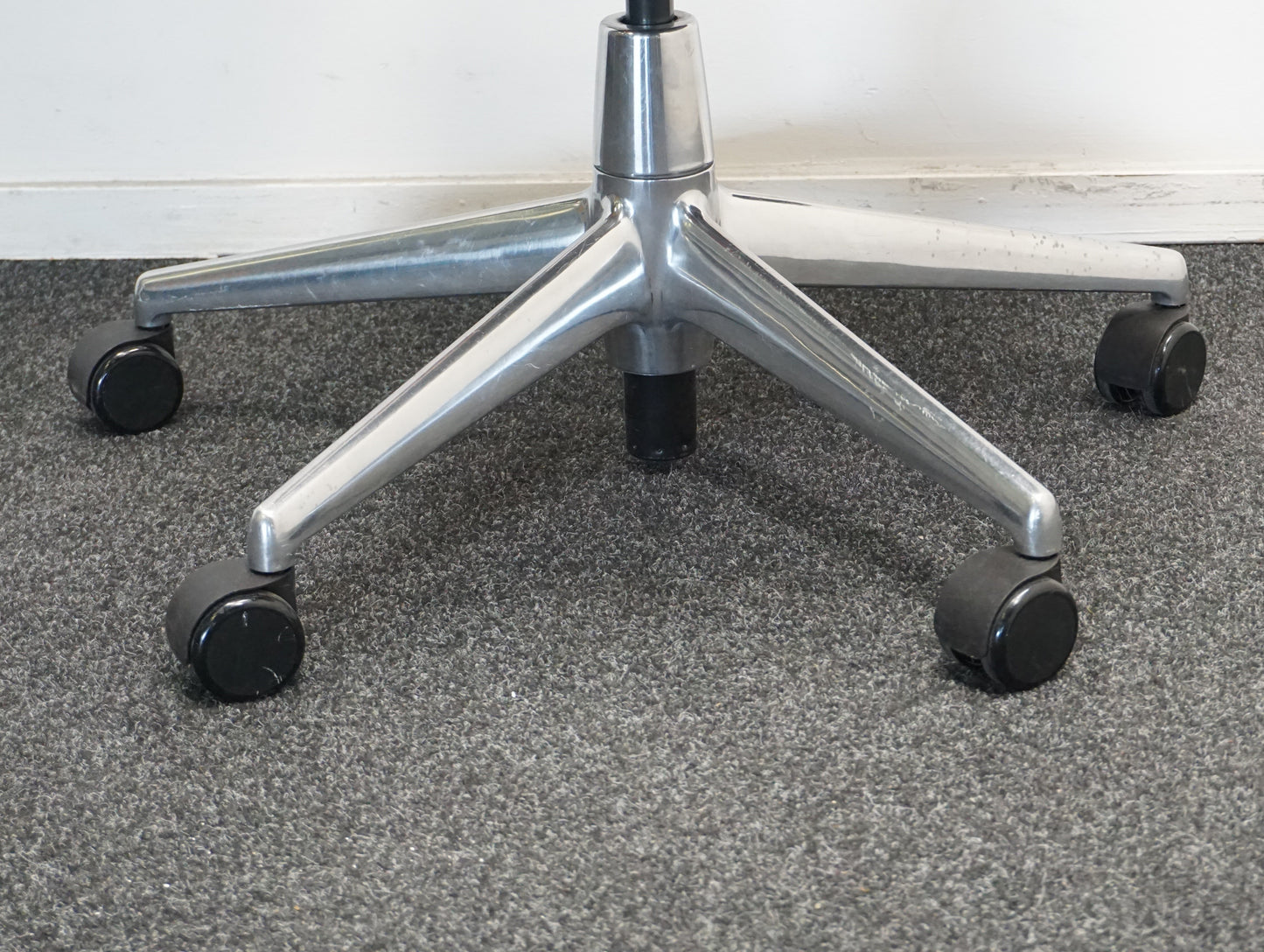 Ahrend 2020 Extra Verta Bureaustoel | Oranje / Zwart