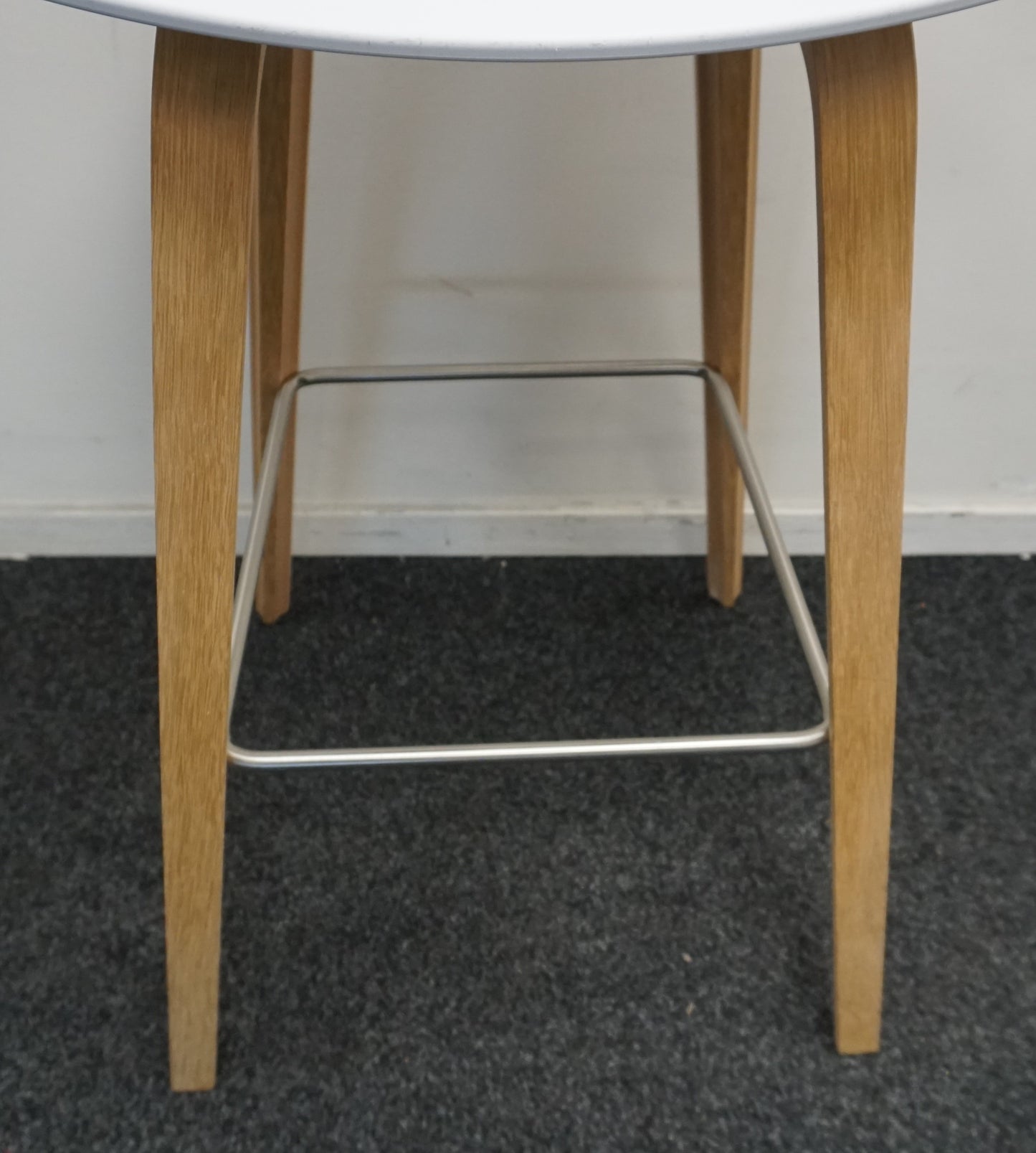 HAY About a Stool AAS32 Design Barkruk | Wit / Eiken | Zithoogte 75 cm