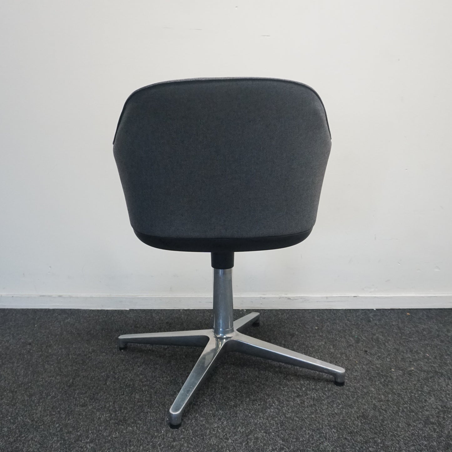 Vitra Softshell Design Vergaderstoel | Conferentiestoel | Grijs