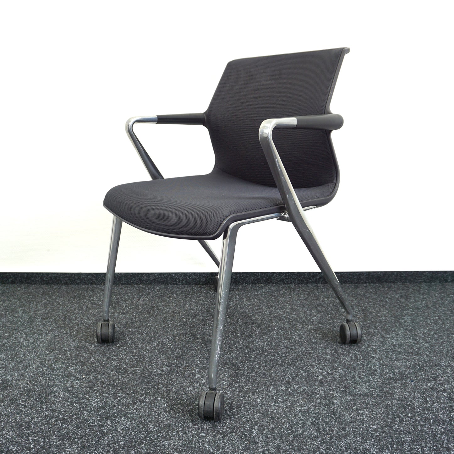 Vitra Unix Vergaderstoel | Conferentiestoel | Zwart | Verrijdbaar