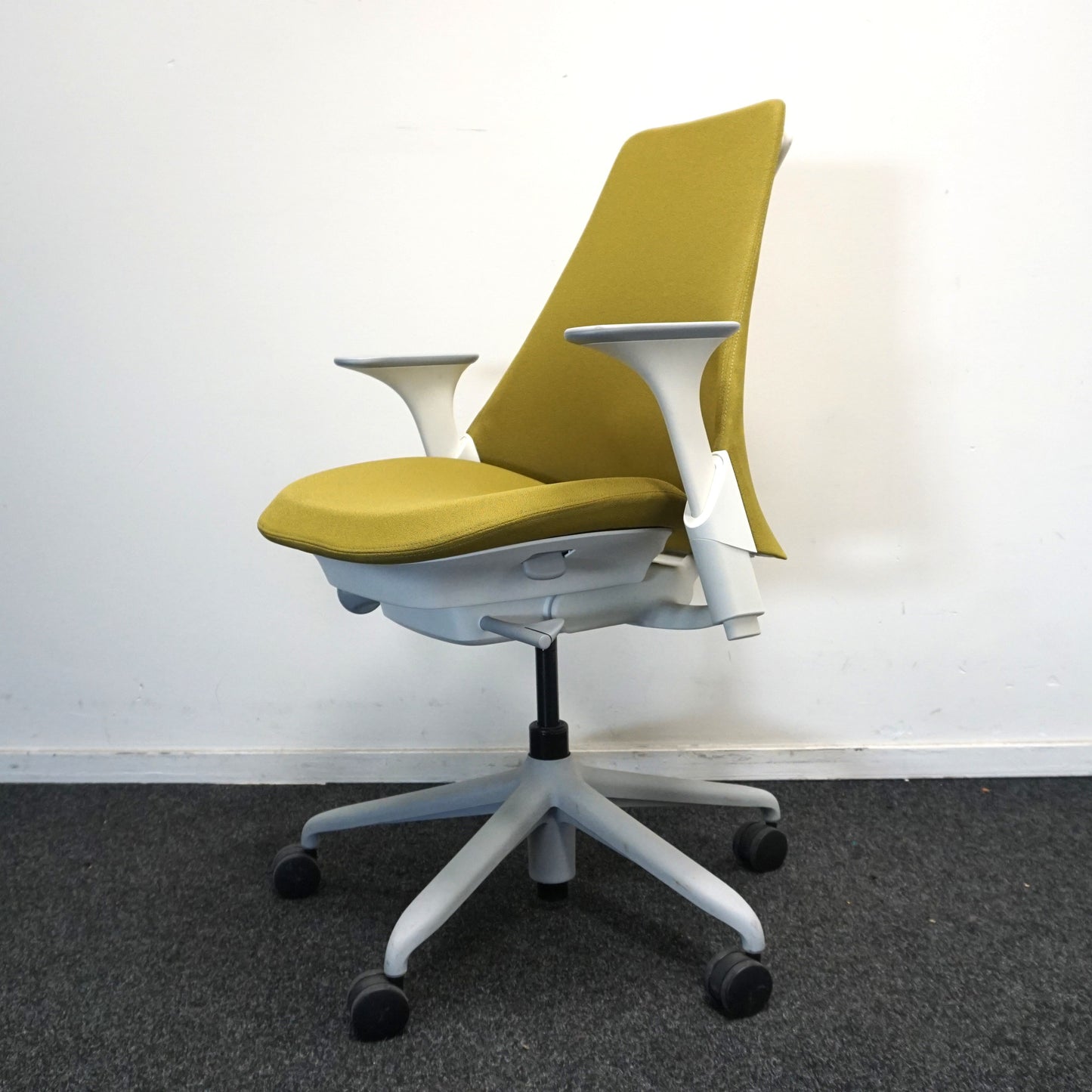 Herman Miller Sayl Bureaustoel | Ergonomisch | Groen / Wit