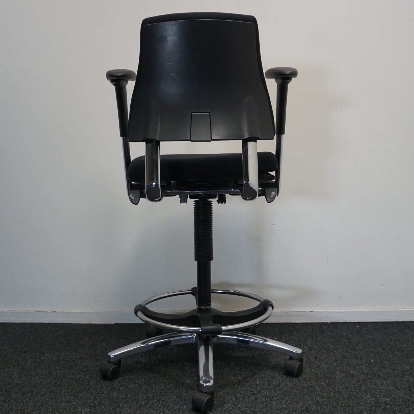 BMA Axia Baliestoel | Zwart | Nieuwe Stof | 4D-Pads