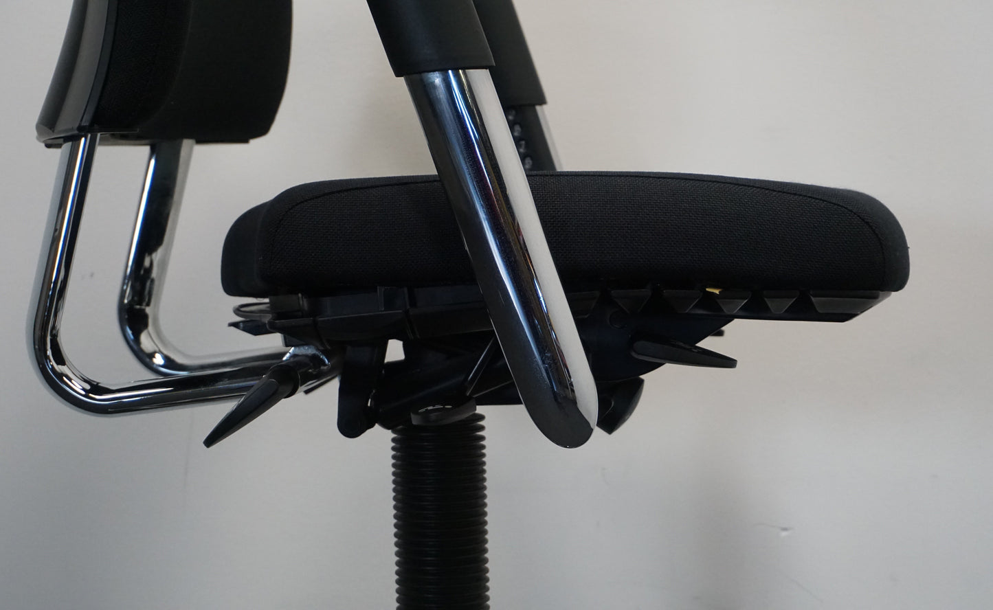 BMA Axia Baliestoel | Zwart | Nieuwe Stof | 4D-Pads