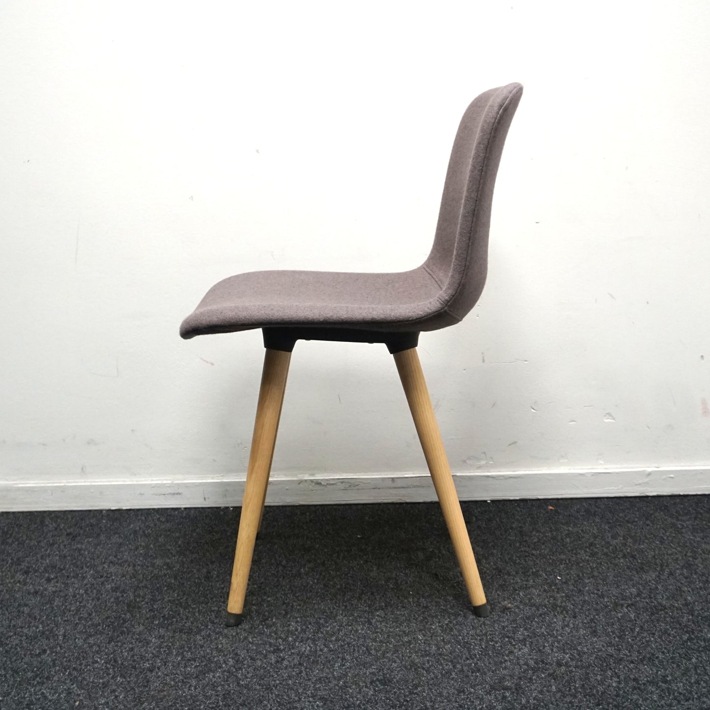 Lammhults Grade Design Stoel | Taupe | Stof