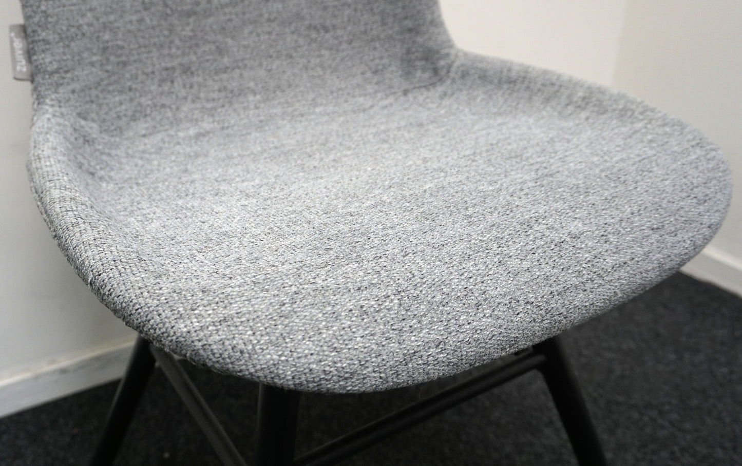 Zuiver Albert Kuip Soft Design Stoel | Lichtgrijze Stof