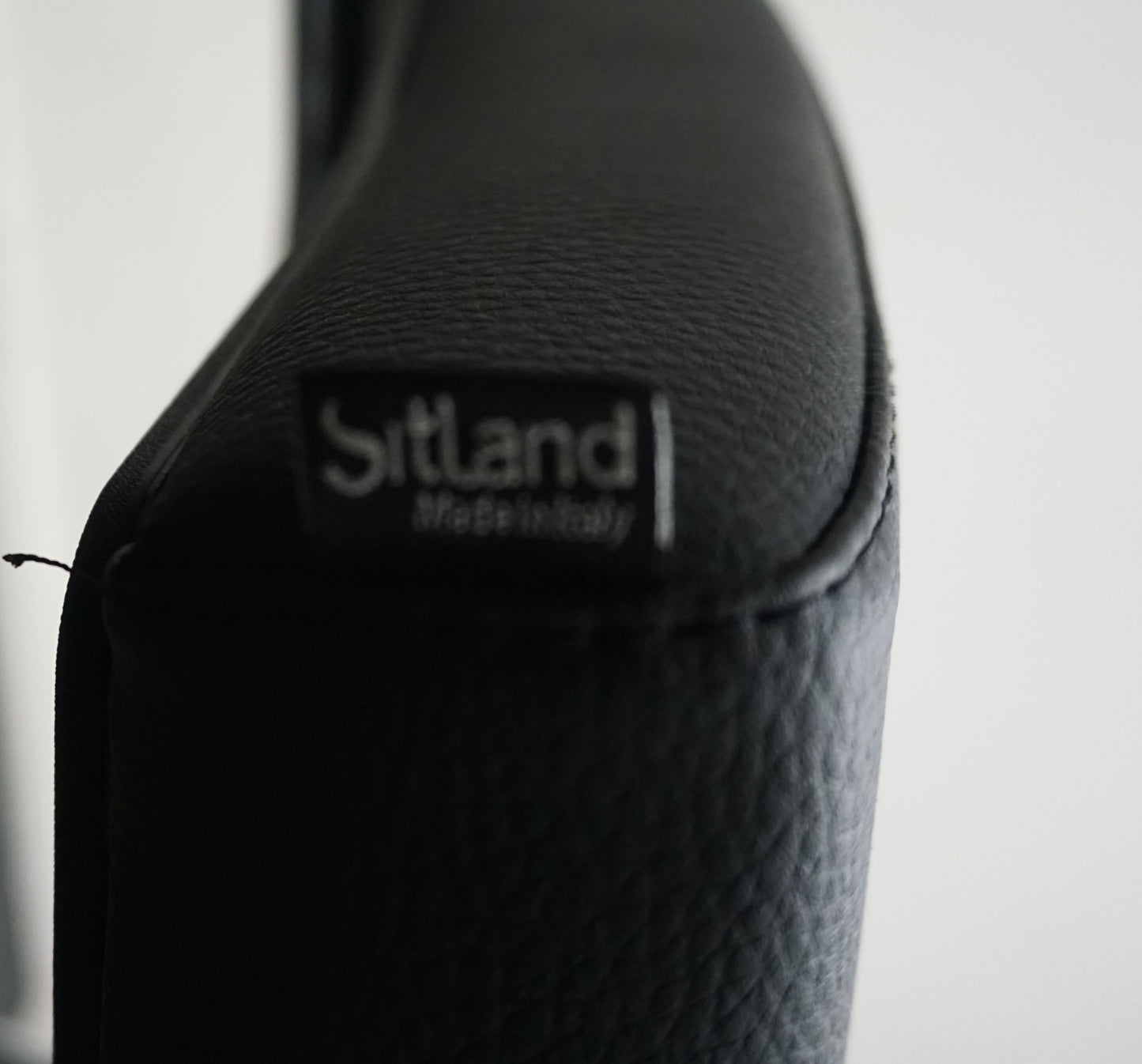 Sitland Vergaderstoel | Zwart / Chroom | Skai