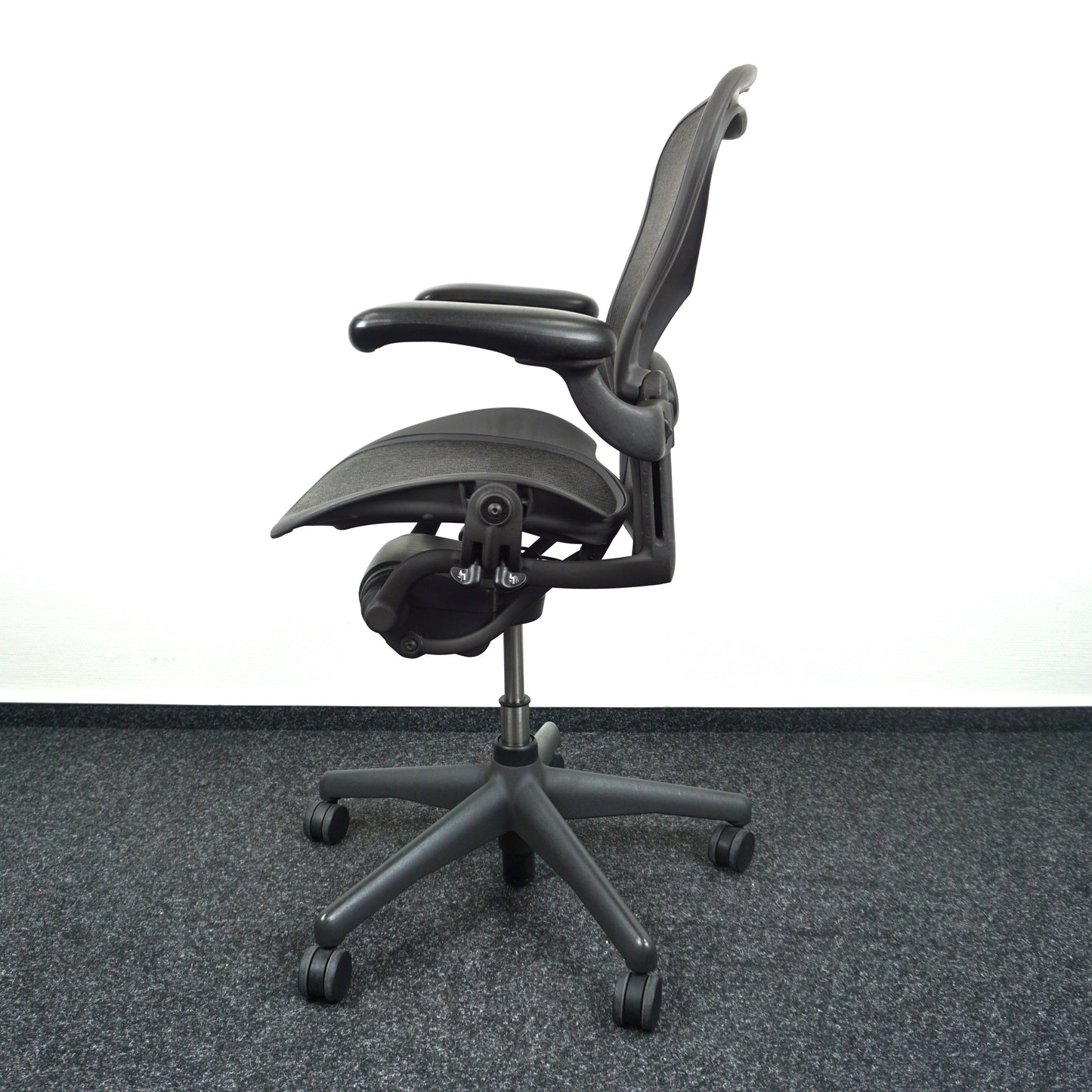Herman Miller Aeron type B Bureaustoel | Ergonomisch | Antraciet
