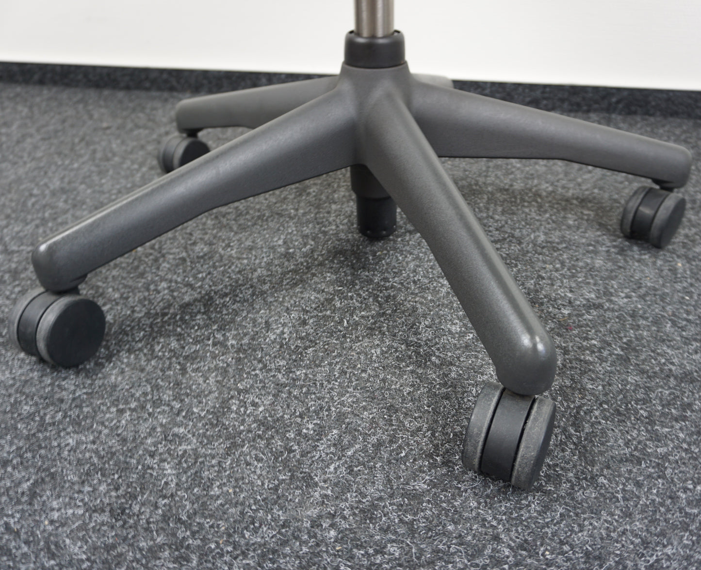 Herman Miller Aeron type B Bureaustoel | Ergonomisch | Antraciet