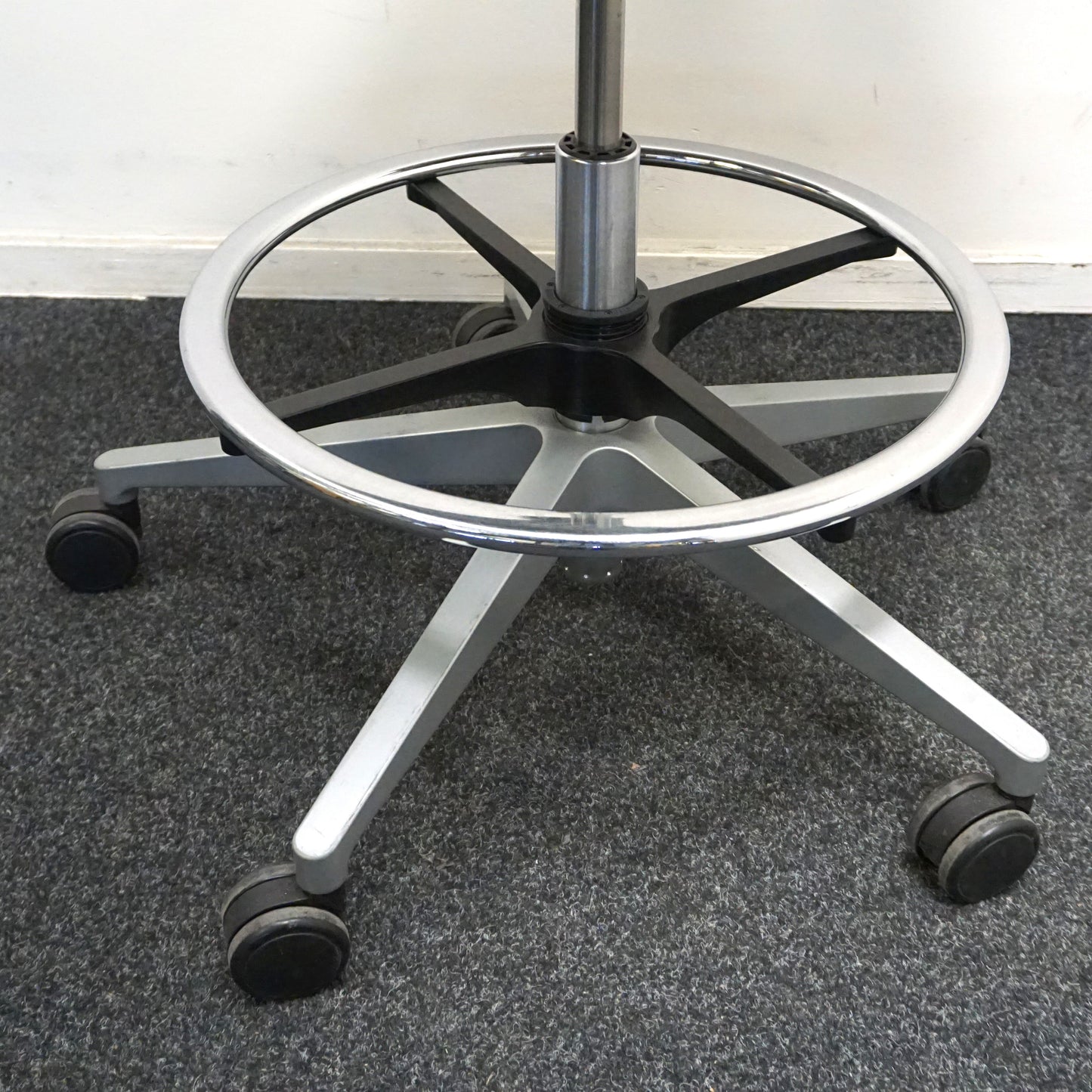 Steelcase Think V2 Baliestoel / Bureaustoel | Ergonomisch | Grijs