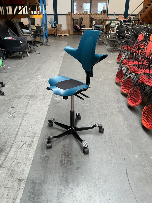 HAG Capisco 8010 Puls Bureaustoel | Zithoogte 47-65 cm | Petrol
