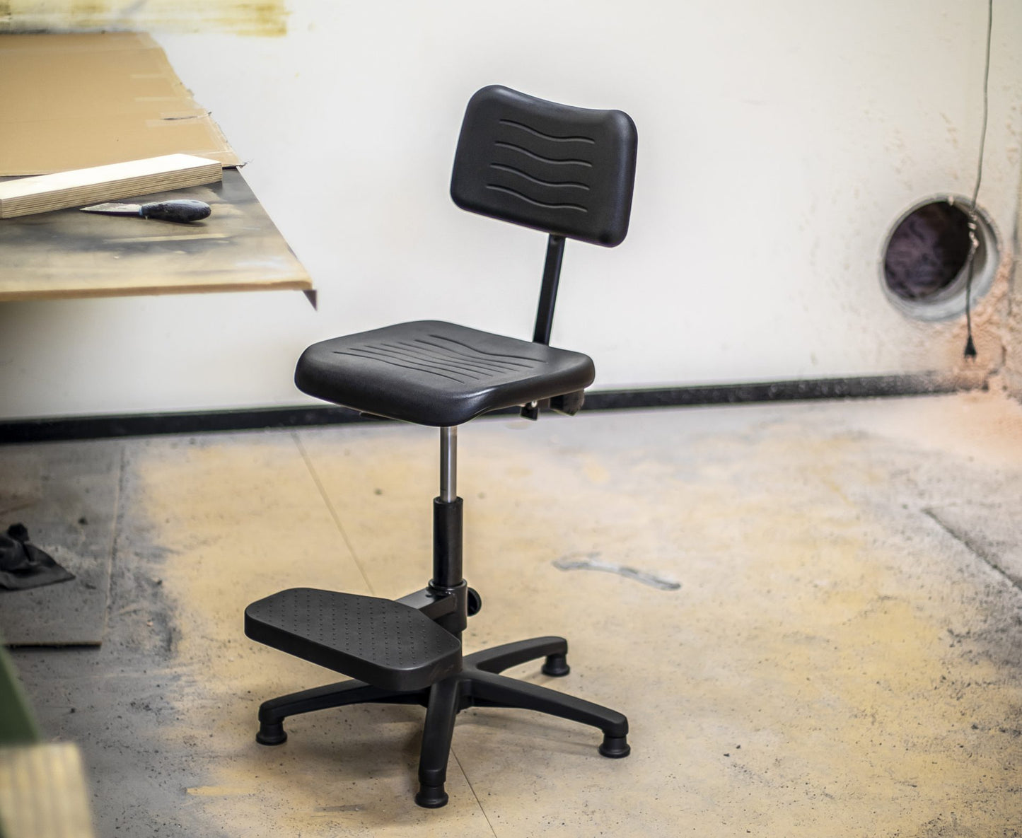 Werkstoel type KM267 | KM Serie | Zwart