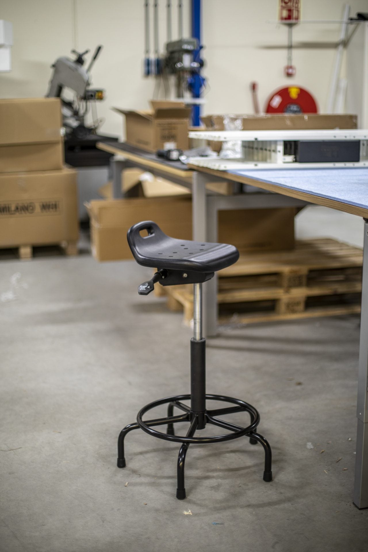 Stahulp type P2-200 | P2 Serie | Zit-Sta Kruk | Zwart