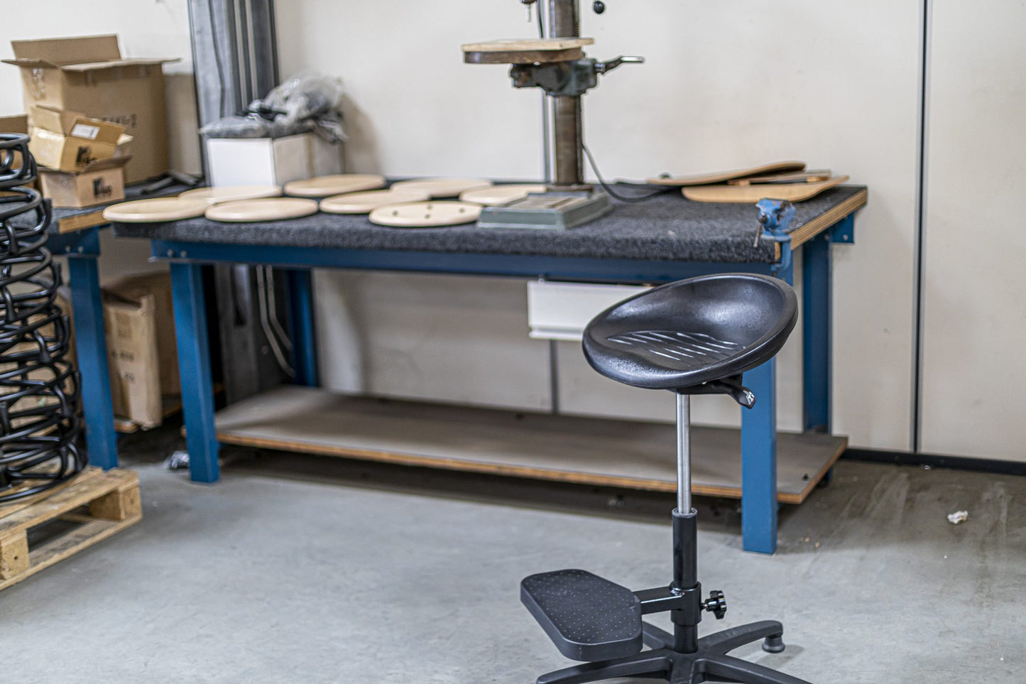 Stahulp type P3-267 | P3 Serie | Zit-Sta Kruk | Zwart