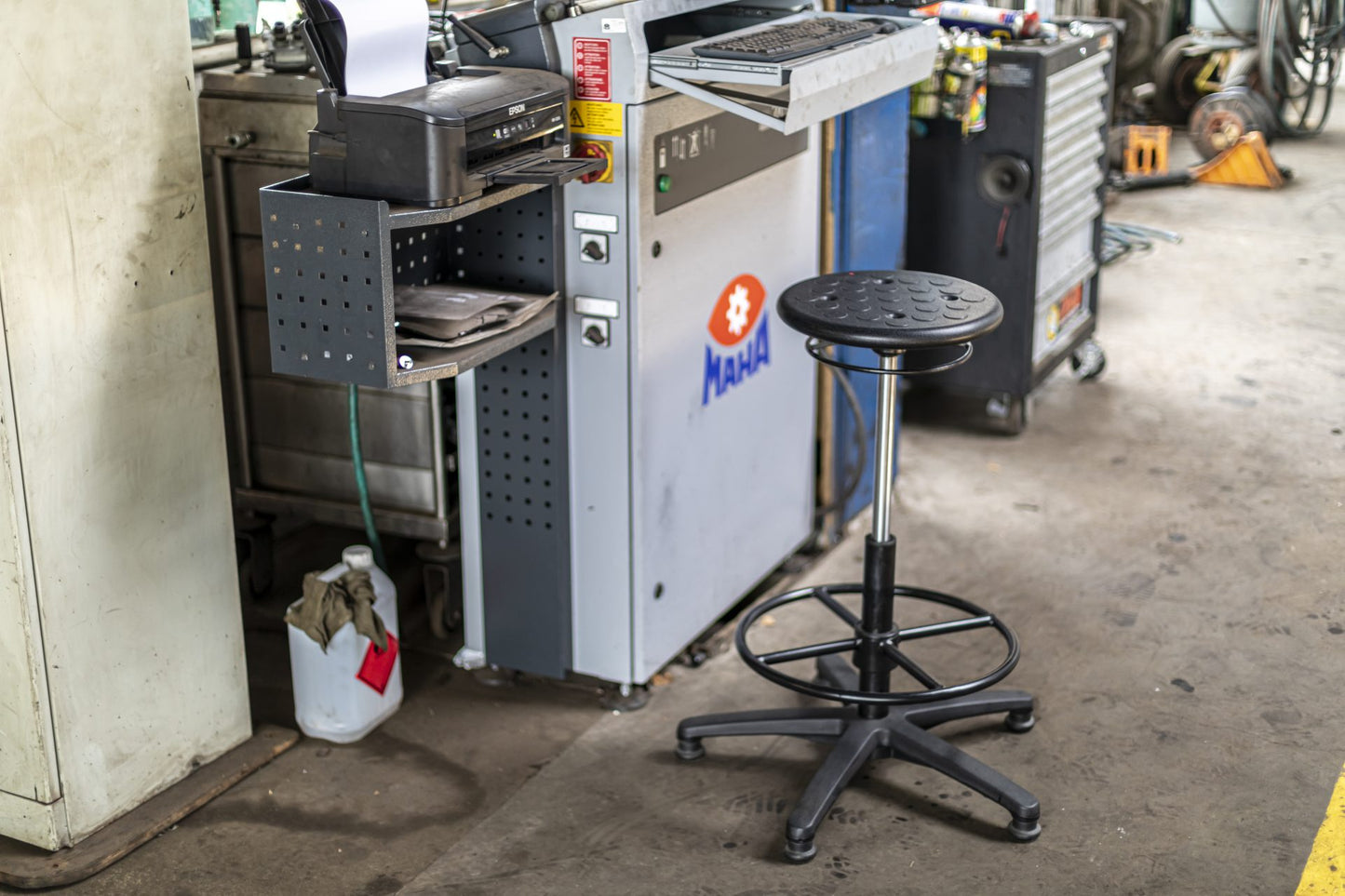 Taboeret type RP267 | RP Serie | Werkkruk | Leverbaar in Diverse Kleuren en Uitvoeringen