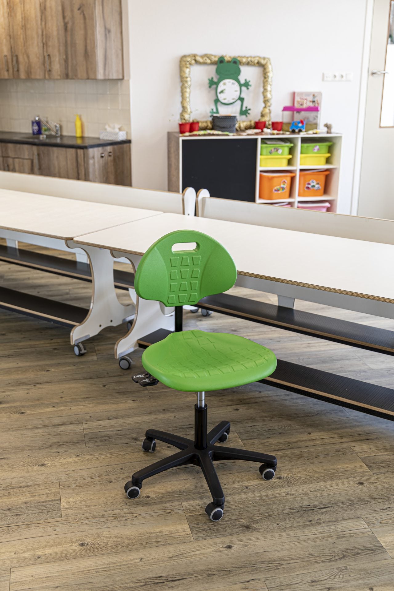 Werkstoel type TEZ160 | TEZ Serie | Leverbaar in Diverse Kleuren