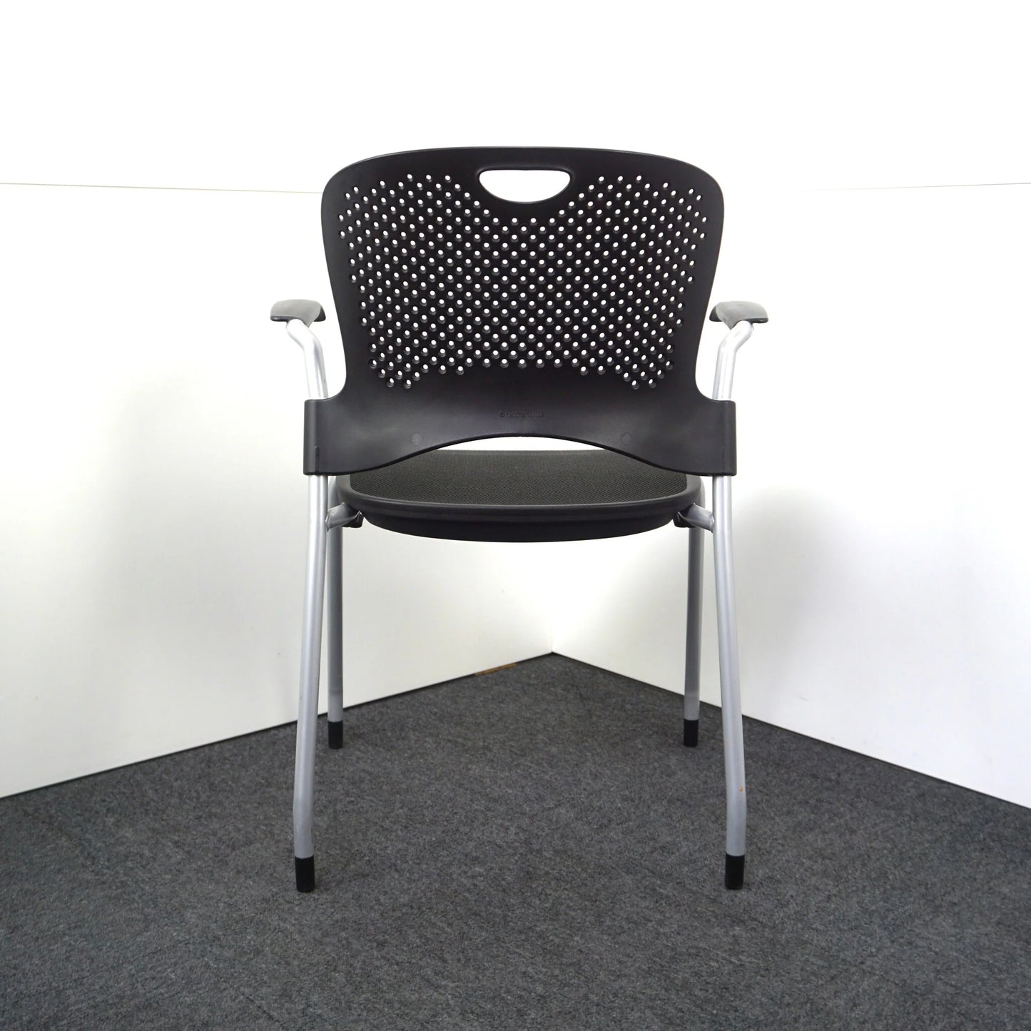 Herman Miller Caper Design Vergaderstoel | Zwart
