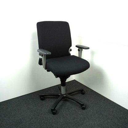 Haworth Comforto 77 Bureaustoel | Zwart | Nieuw gestoffeerd