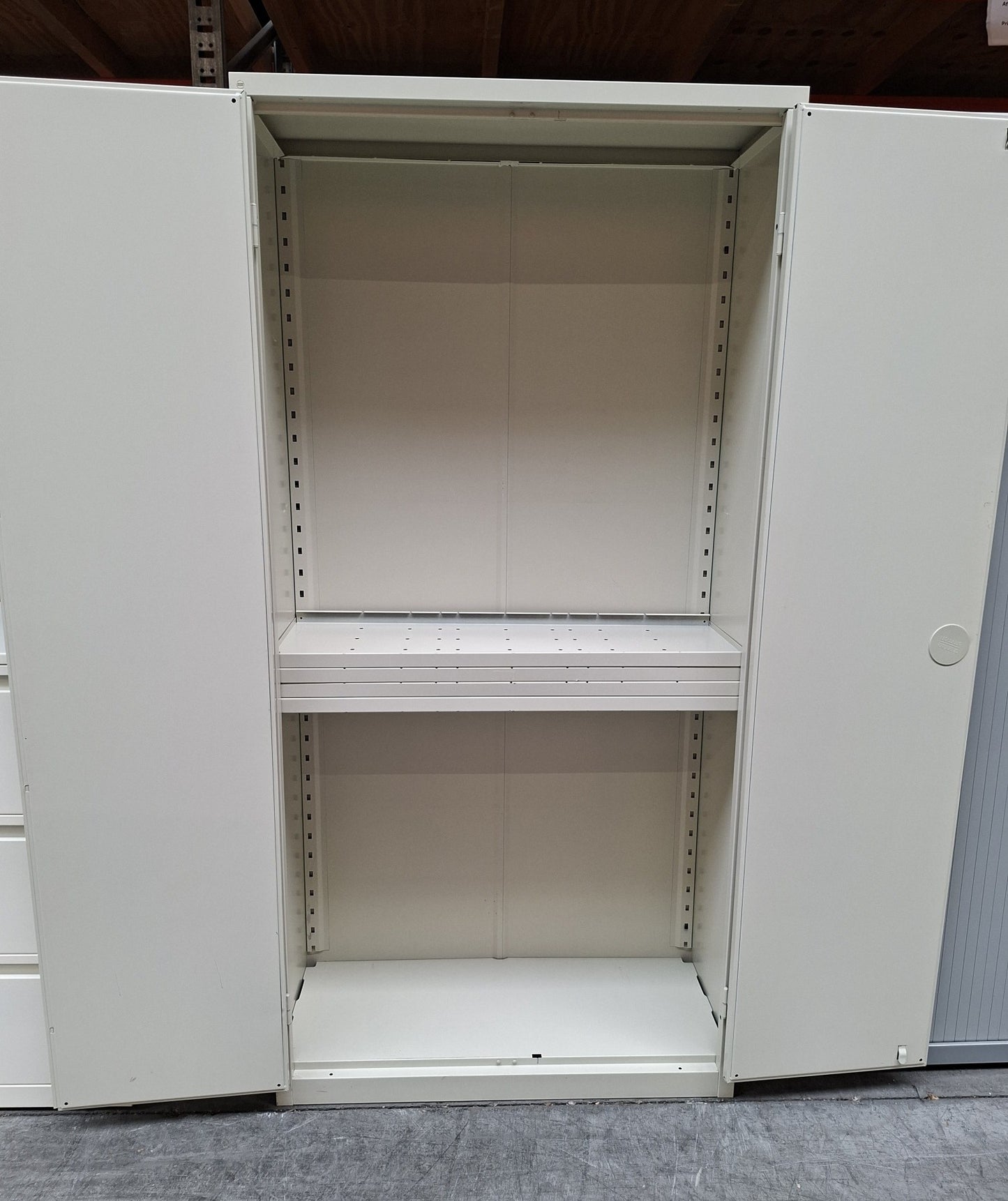 Drentea Draaideurkast | Archiefkast | 195 x 97 x 40 cm