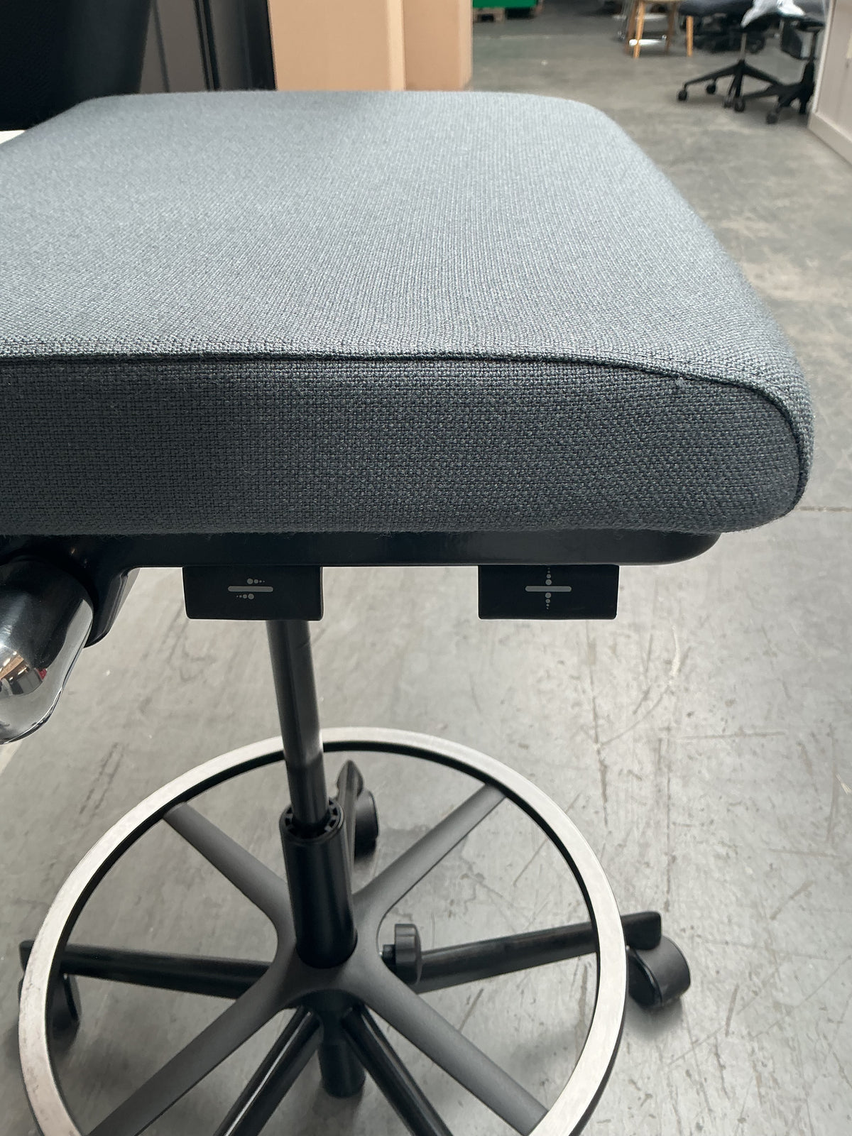 Ahrend 2020 Verta Baliestoel | Grijs