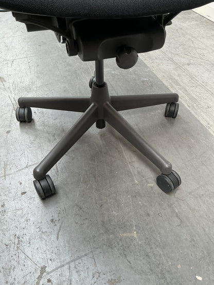 Herman Miller Celle Bureaustoel | Ergonomisch | Zwart / Graphite
