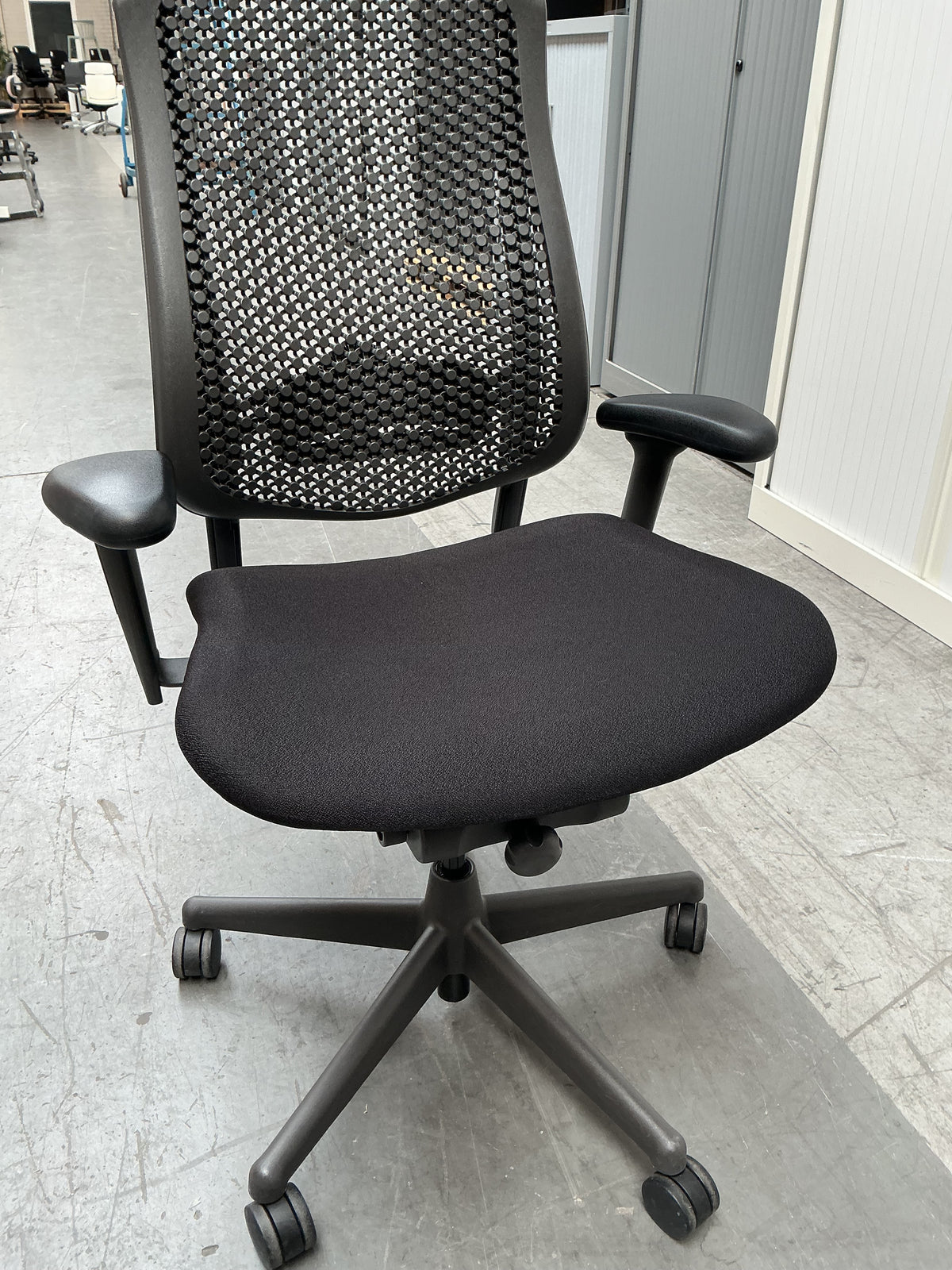 Herman Miller Celle Bureaustoel | Ergonomisch | Zwart / Graphite