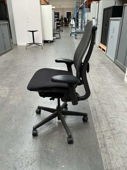 Herman Miller Celle Bureaustoel | Ergonomisch | Zwart / Graphite
