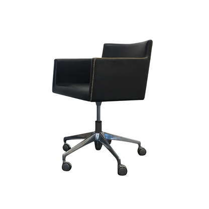 Arper Masai Design Stoel | Zwart Leer | Verrijdbaar
