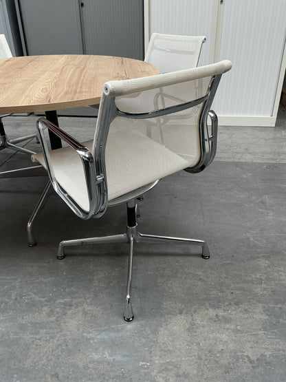 Vitra Set Vitra Segment Tafel + Vitra EA108 Vergaderstoelen