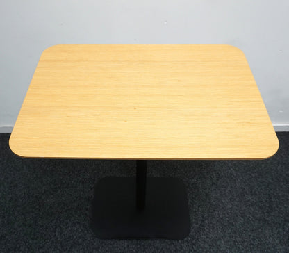 DeVorm MG3 Tafel | Side Table | Eiken / Zwart | 68 x 48 x 73 cm
