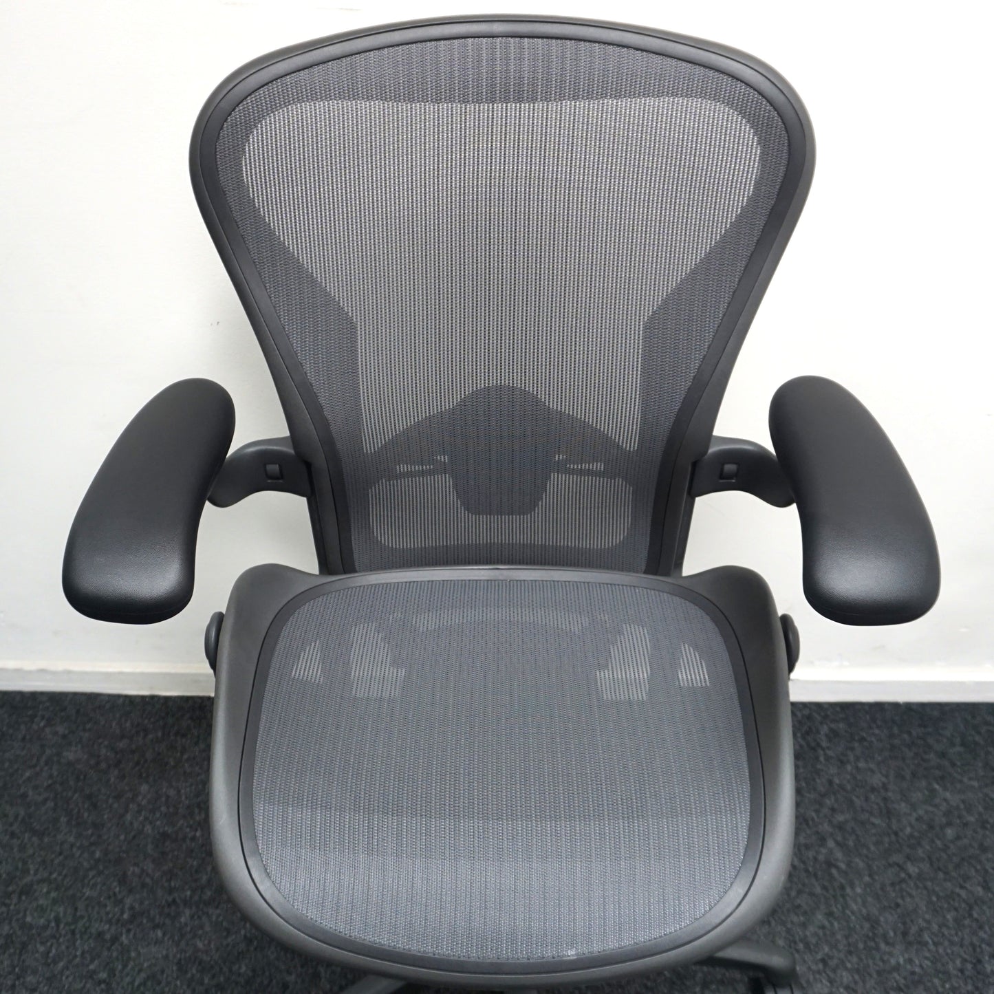 Herman Miller Aeron B Remastered Bureaustoel | Antraciet