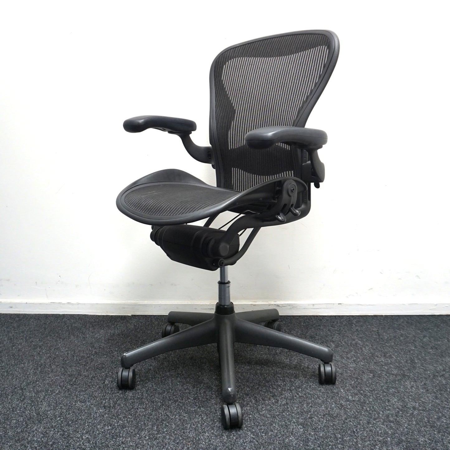 Herman Miller Aeron type B Bureaustoel | Ergonomisch | Antraciet