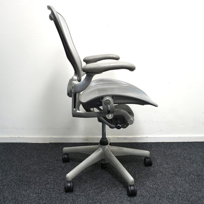 Herman Miller Aeron type C Bureaustoel | Ergonomisch | Titanium