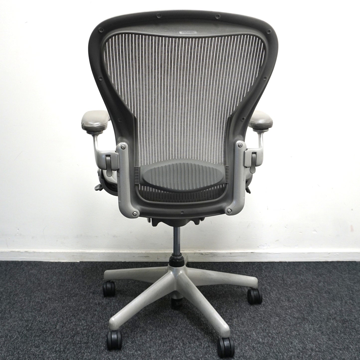 Herman Miller Aeron type C Bureaustoel | Ergonomisch | Titanium