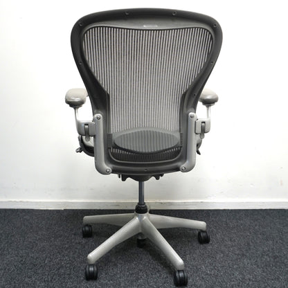 Herman Miller Aeron type C Bureaustoel | Ergonomisch | Titanium