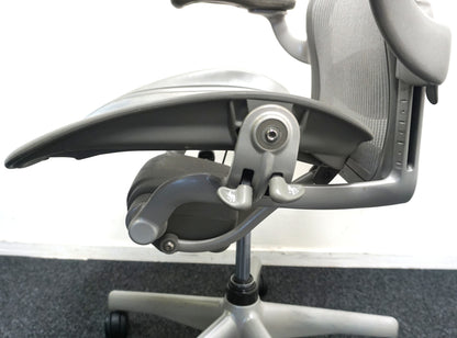 Herman Miller Aeron type C Bureaustoel | Ergonomisch | Titanium