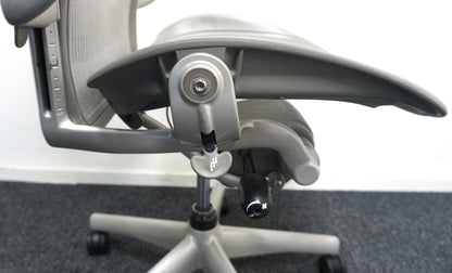 Herman Miller Aeron type C Bureaustoel | Ergonomisch | Titanium