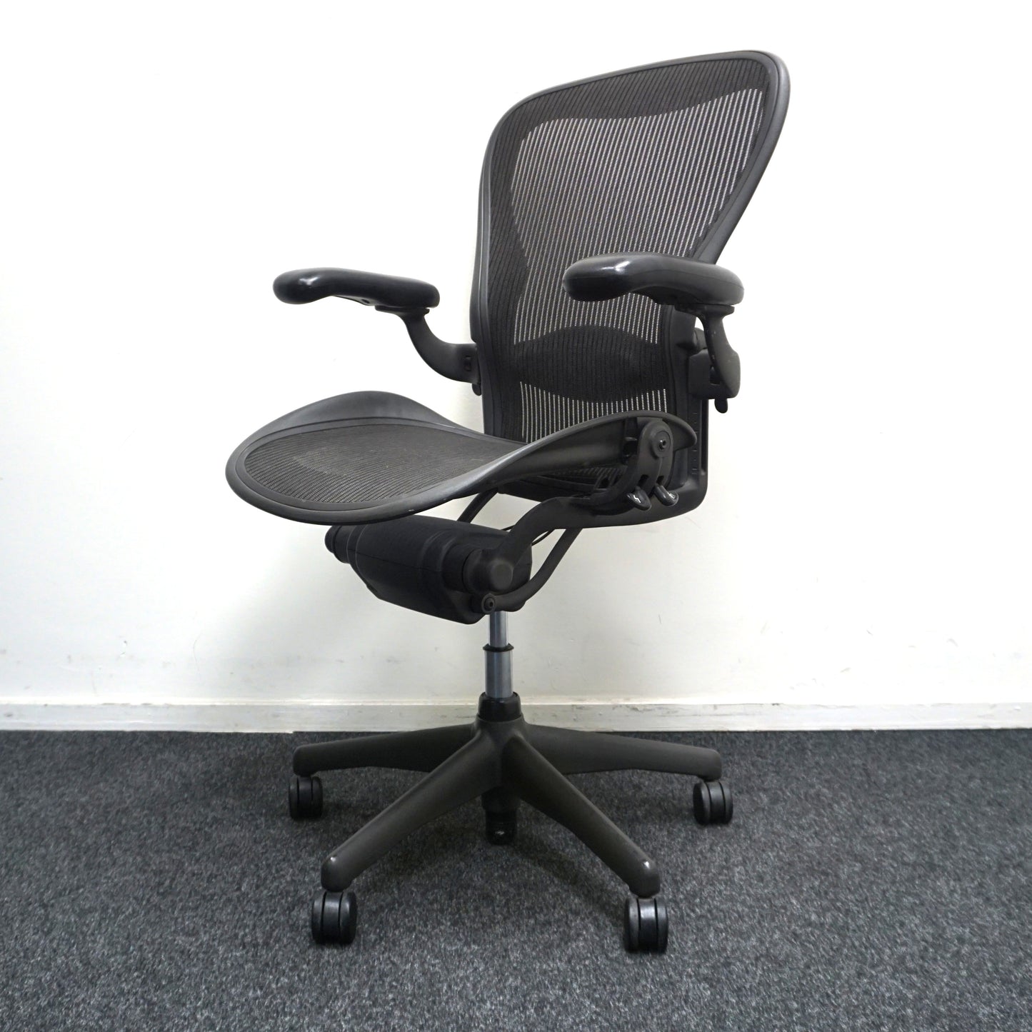 Herman Miller Aeron type C Bureaustoel | Ergonomisch | Antraciet
