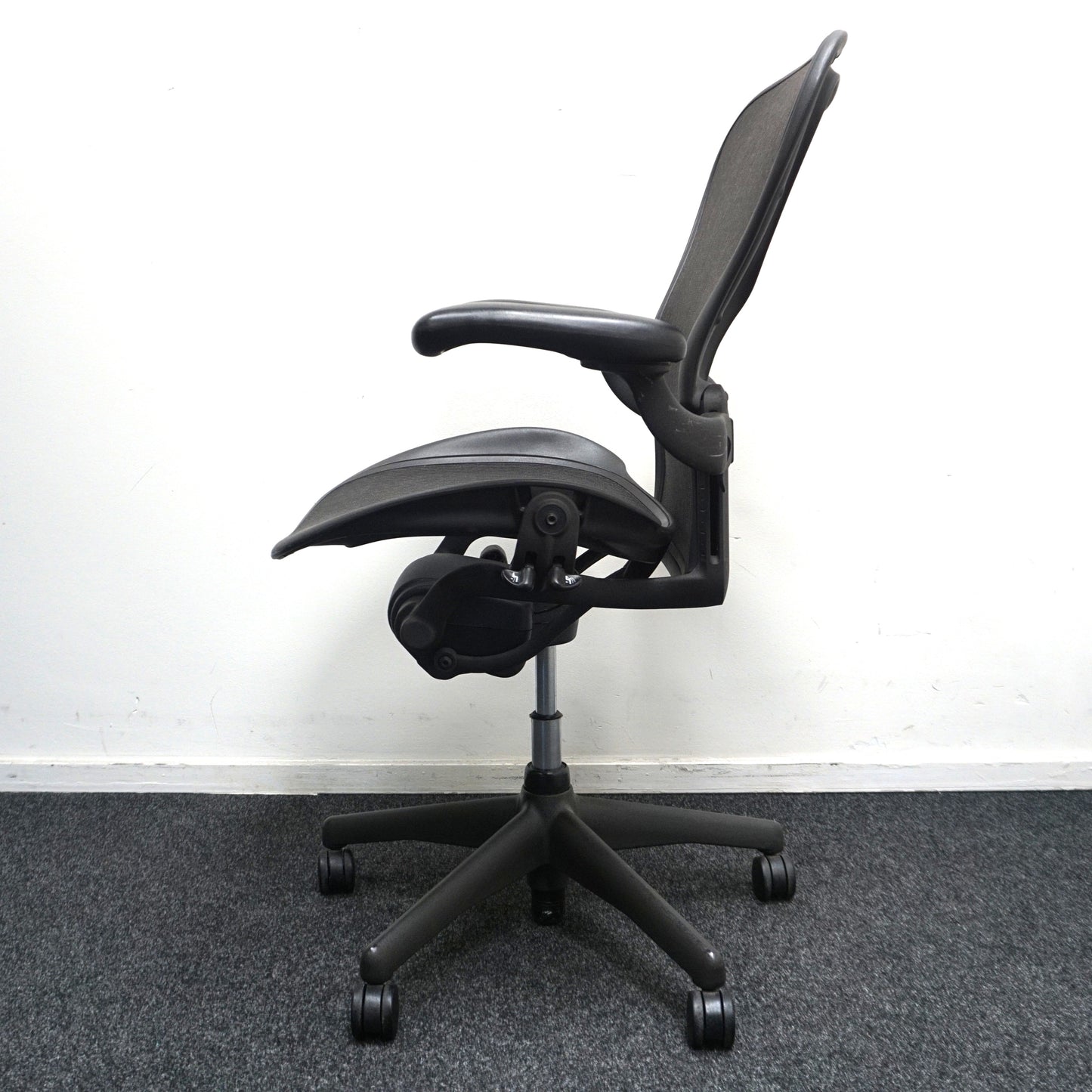 Herman Miller Aeron type C Bureaustoel | Ergonomisch | Antraciet