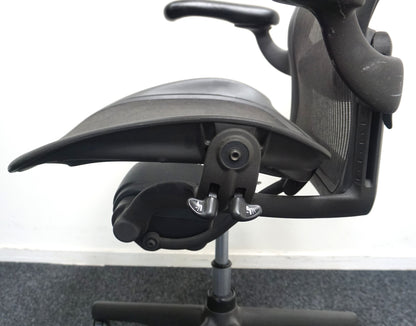 Herman Miller Aeron type C Bureaustoel | Ergonomisch | Antraciet